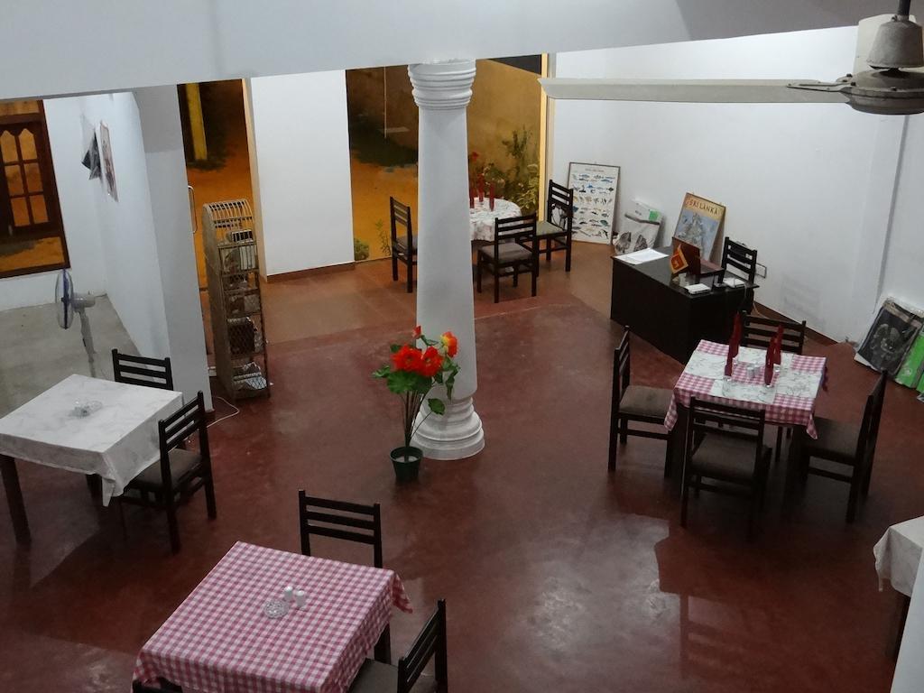 New Rani Inn Negombo Exteriör bild