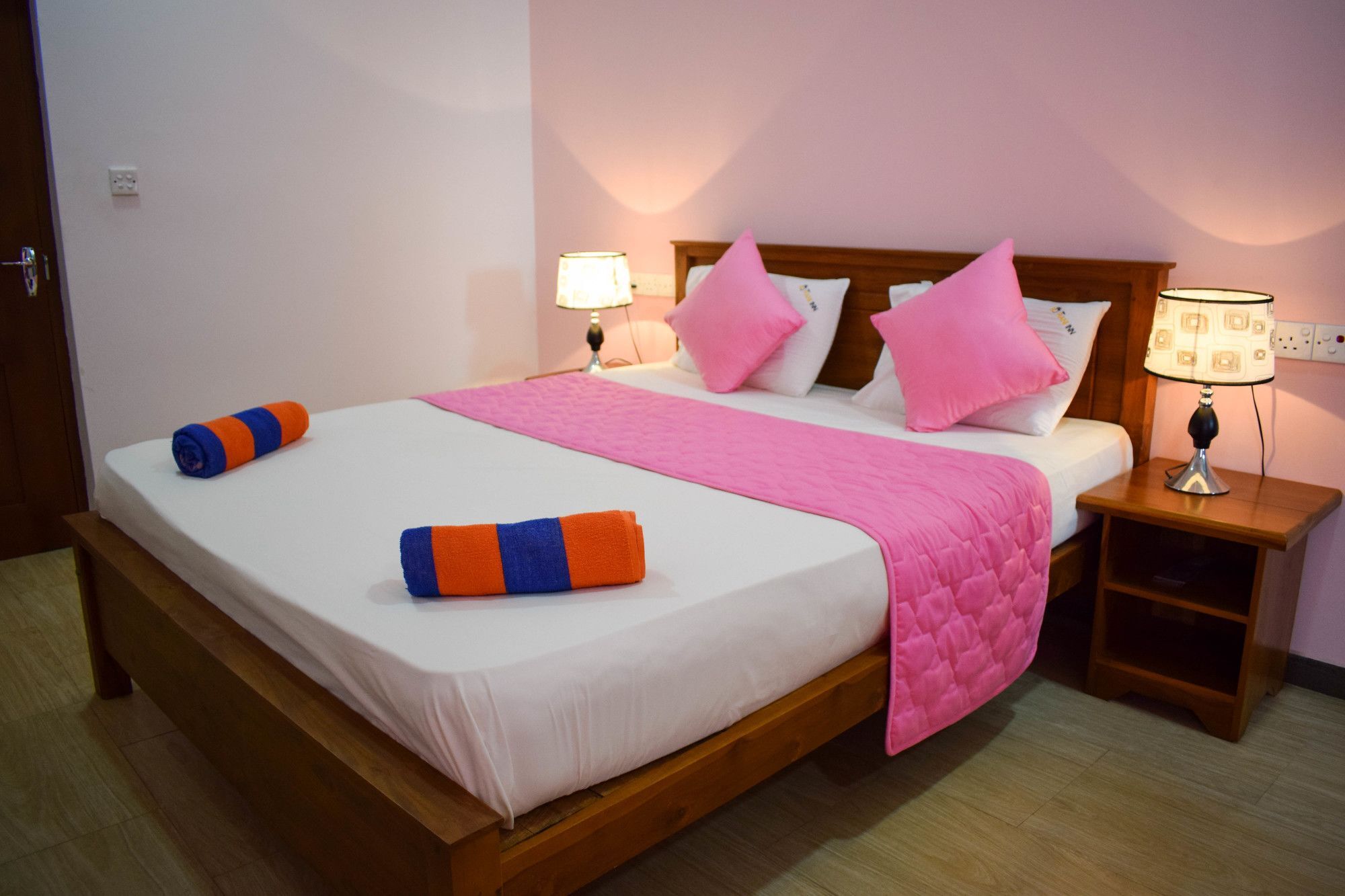 New Rani Inn Negombo Exteriör bild